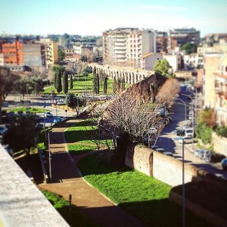 דירות רומא Alloggio Turistico All'Acquedotto מראה חיצוני תמונה